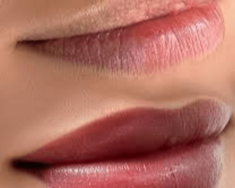 Refuerzo de Micropigmentación de labios