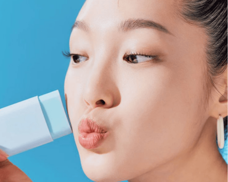 Depilacion con hilo de BIGOTE