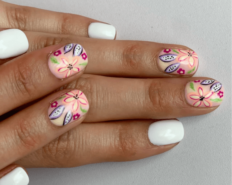 Manicura Permanente 4 diseños a mano alzada simples y retiro interno