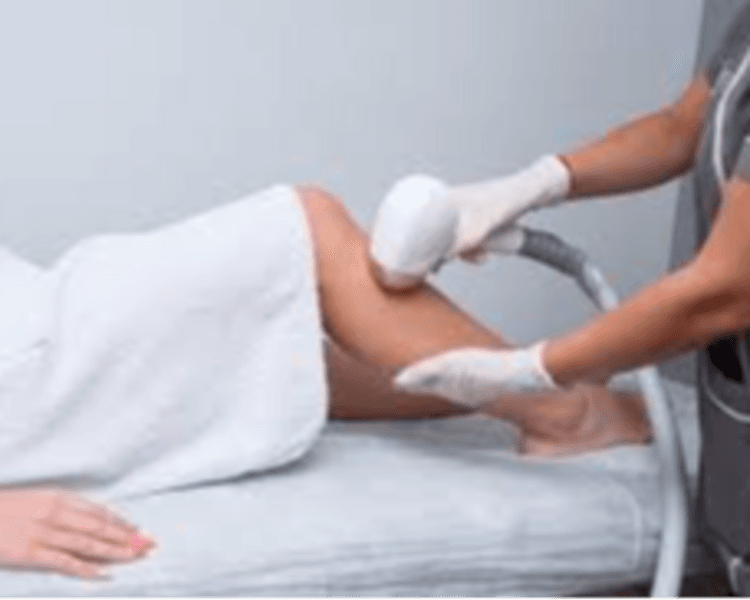 DEPILACION LASER MUJER : MEDIA PIERNA