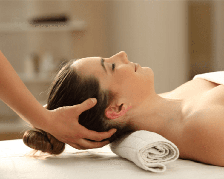 Masaje craneo facial 60’ / Cranio facial massage