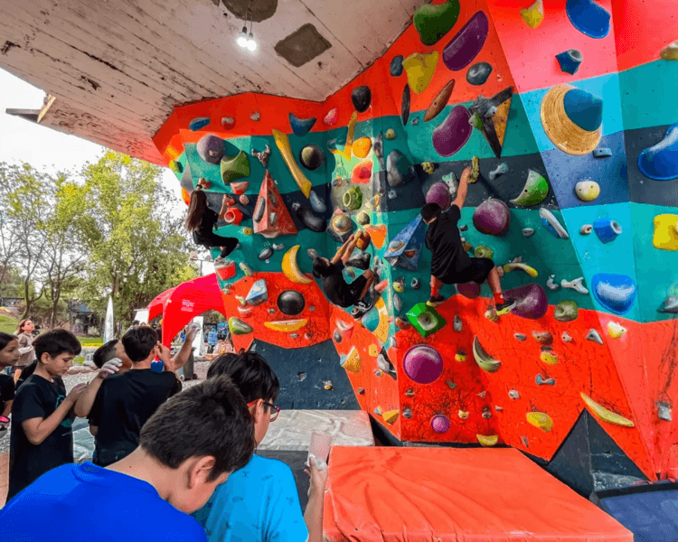 Entrenamiento + escalada boulder