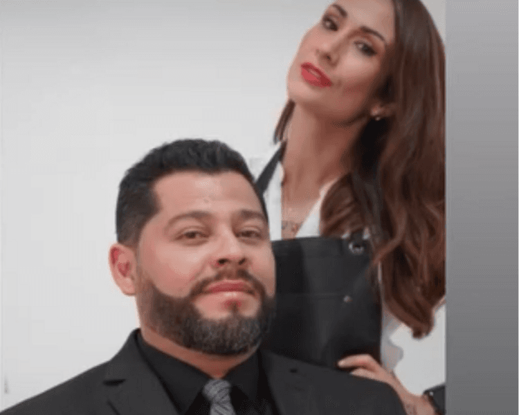 SERVICIO CORTE Y BARBA CON KARLANA