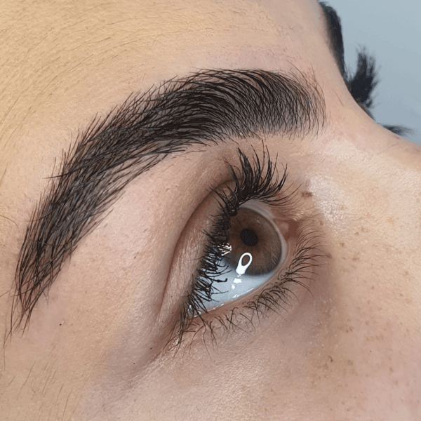 Service de perfilado de cejas ( hasta 1 mes y medio)