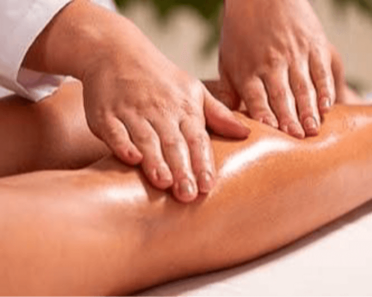 MASAJE PIERNAS CANSADAS