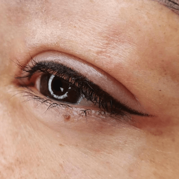 MICROPIGMENTACIÓN DE OJOS