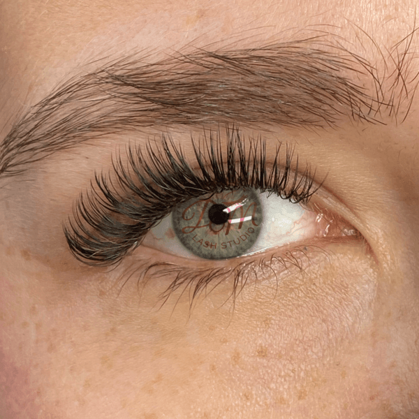 Extensión de Pestañas / Efecto Máscara