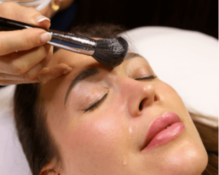 Facial adolescente (hasta 17 años)