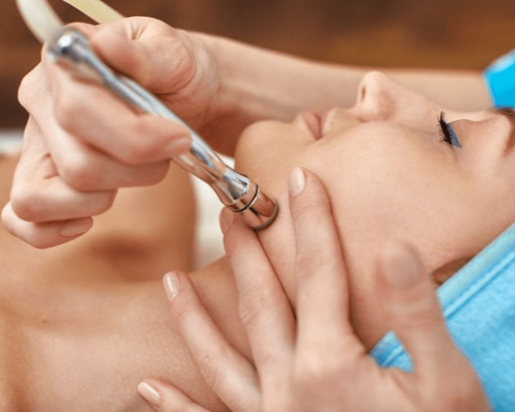 limpieza facial basica - media