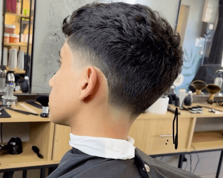 Corte degradado de niño (hasta 12 años)