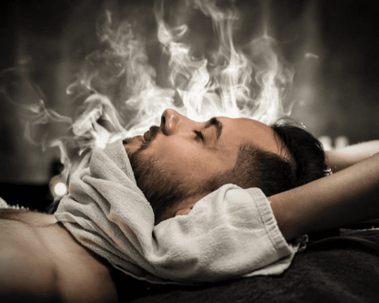 Perfilado de barba con toallas temperadas