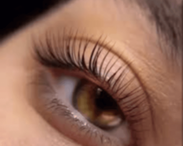 ✨ Promoción Lifting de Pestañas + Tinte + Keratina Premium ✨