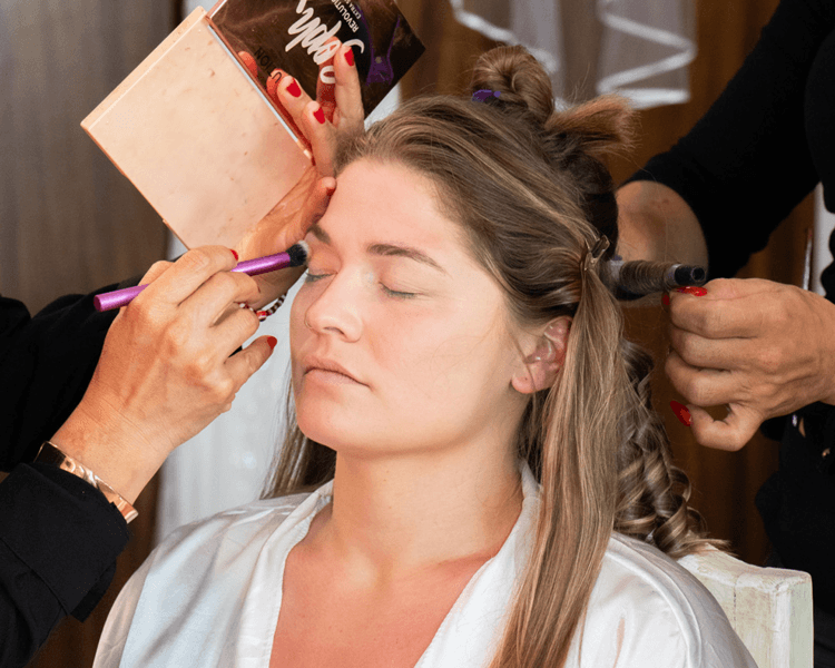 MAQUILLAJE Y PEINADO BODA