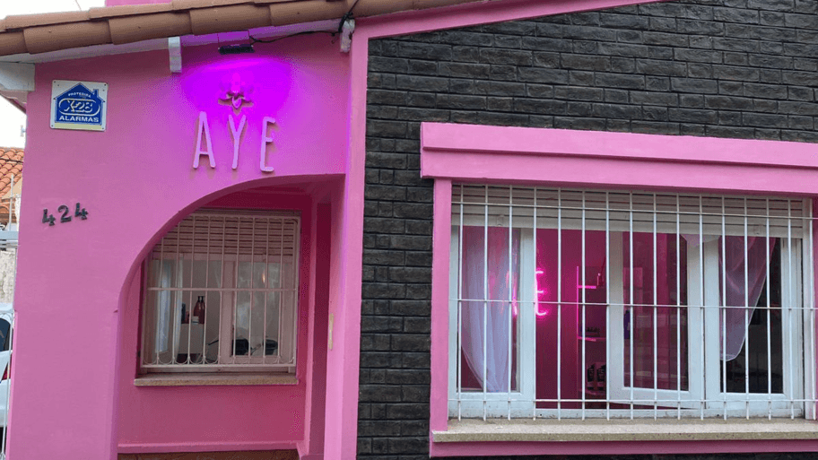 Salón de Belleza Aye banner