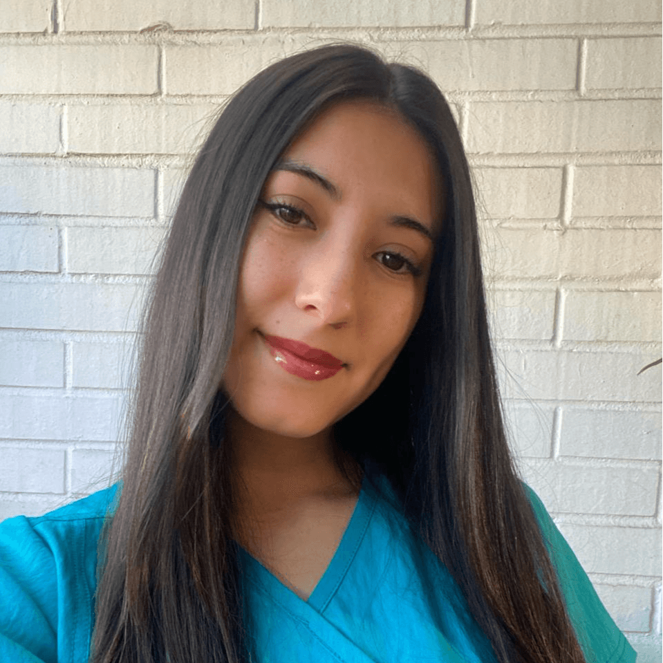 Terapeuta Ocupacional Vannia Hernández Rut: 20.228.943-6 photo