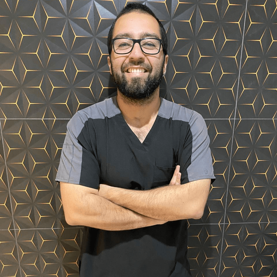 Kinesiólogo Miguel Orellana photo