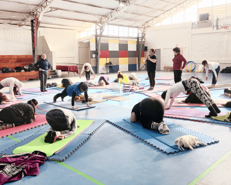 Yoga particular piso