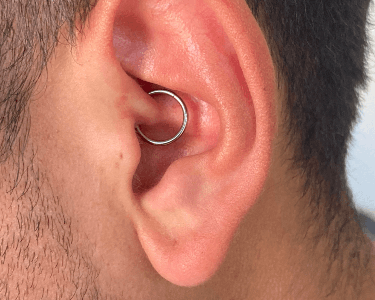 Daith Titanio