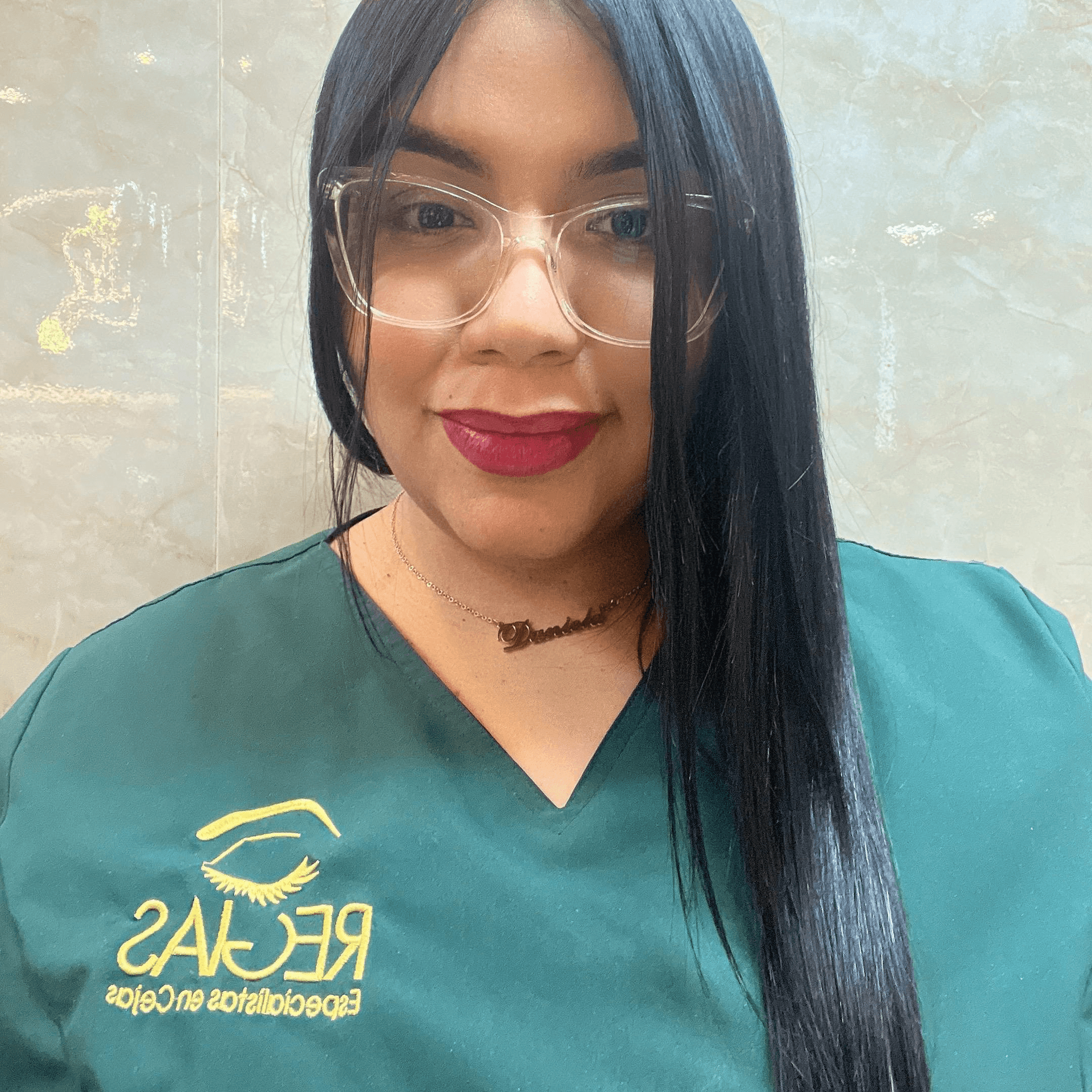 Daniela Izaguirre photo