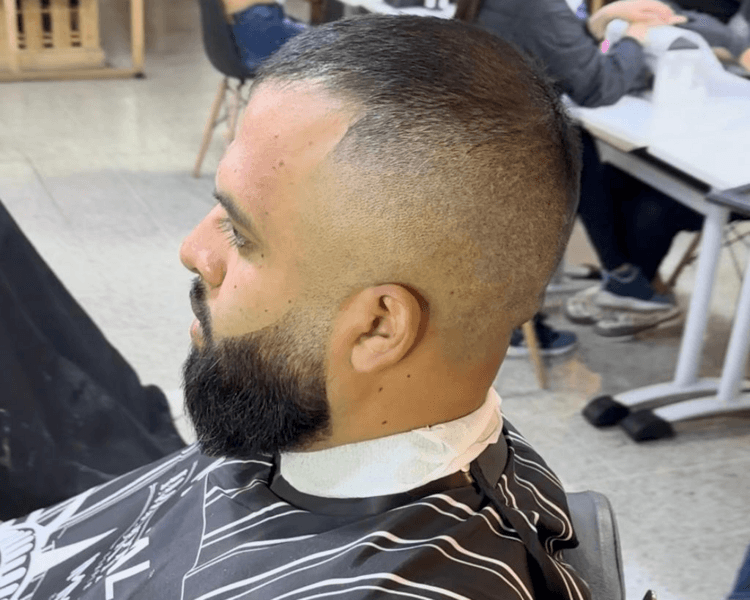 Experiencia en corte KOI + (Barba)