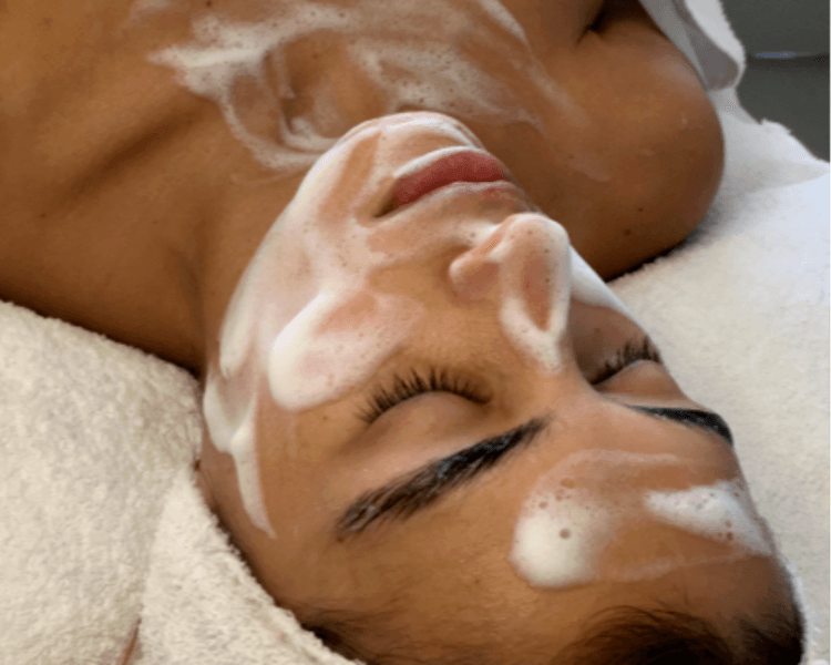 Limpieza facial clásica