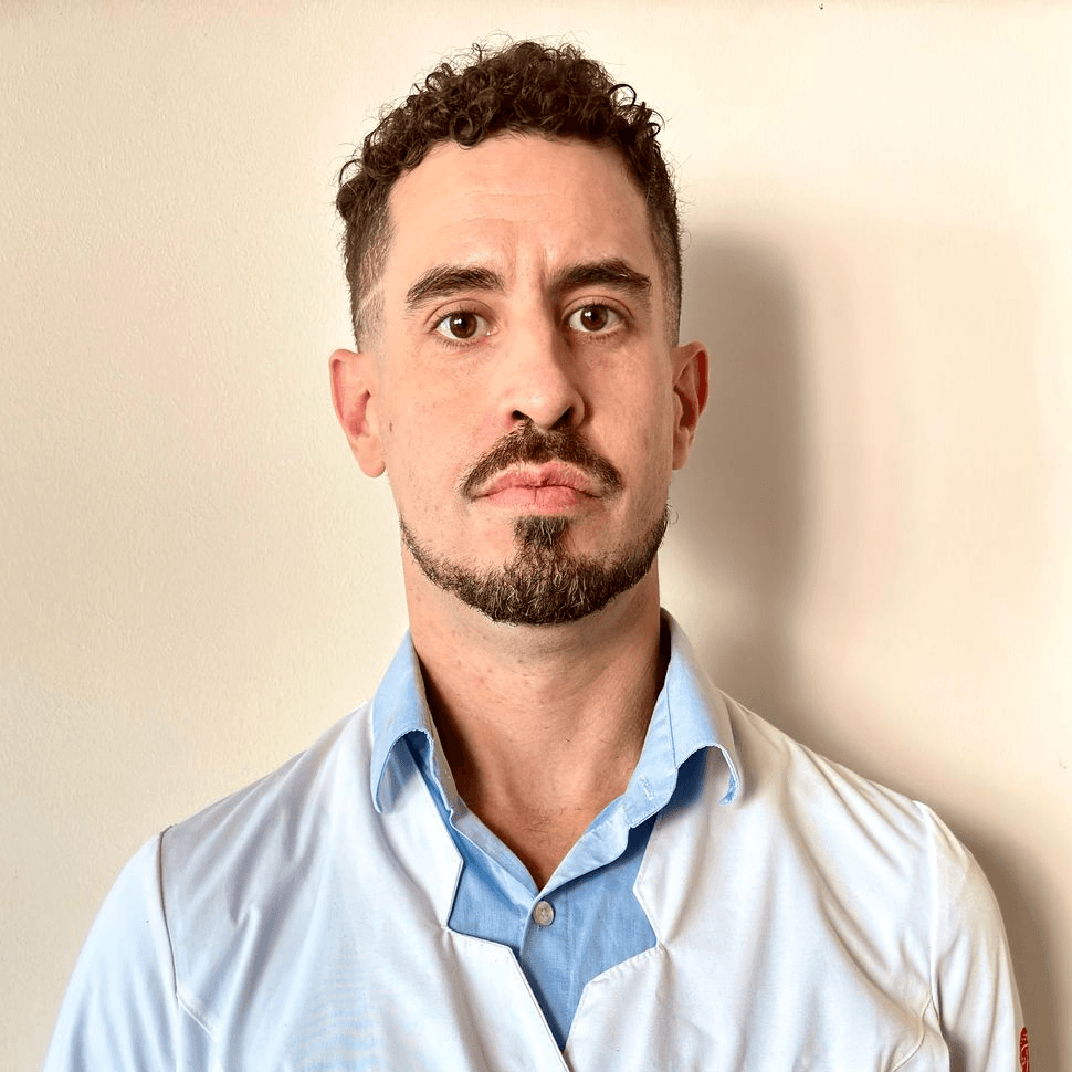 Dr. Pablo Flores Benavides photo