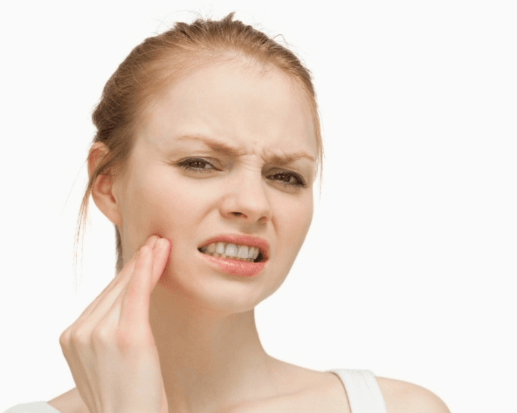 Hipertrofia maseterina-temporal (Bruxismo)