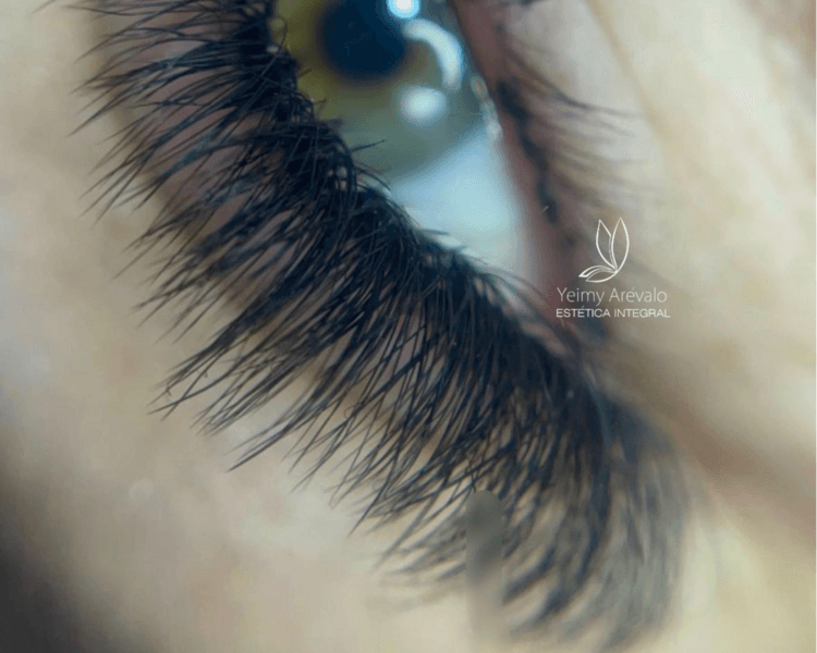 Pestañas Efecto Arabe 4D