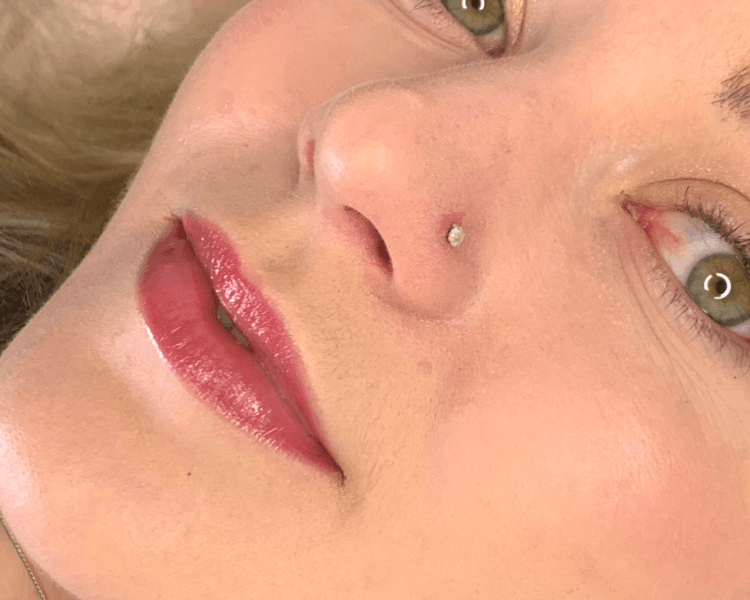 Micropigmentación de labios