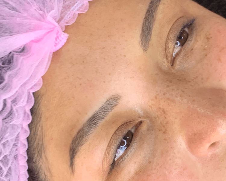 Mantención Microblading de cejas