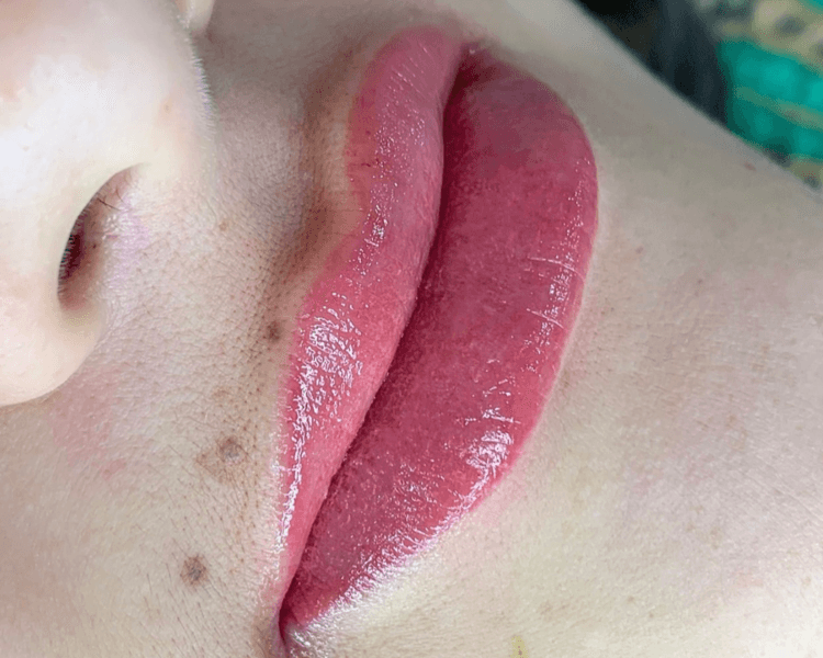 Aquarella Lips