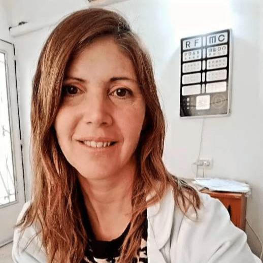 Dra . Natalia Farias photo