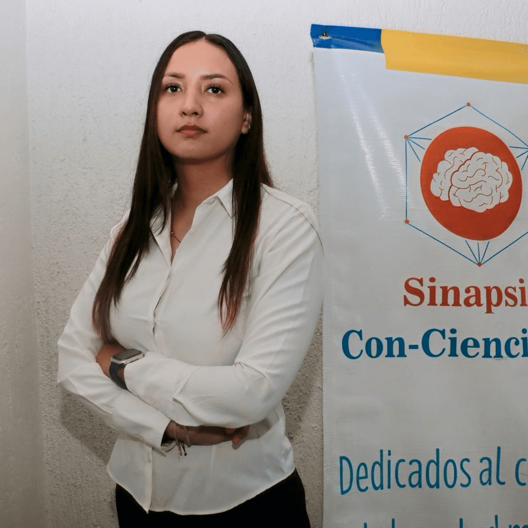 Diana Mera Camarillo photo