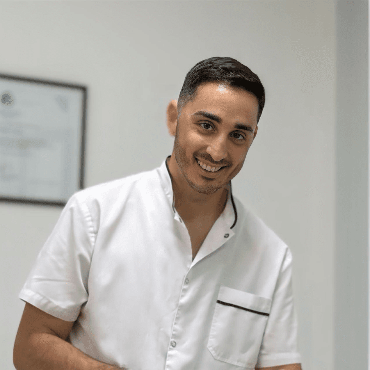 Dr. Leandro Paira photo