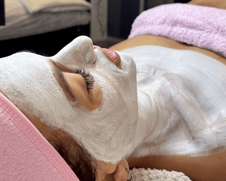 Limpieza facial profunda