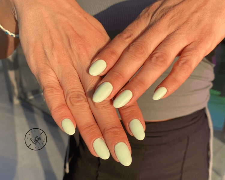 Esmaltado normal (manos)