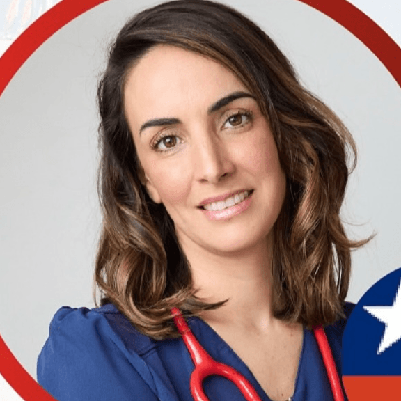 DRA GENOVEVA GODOY MEDICINA FELINA photo