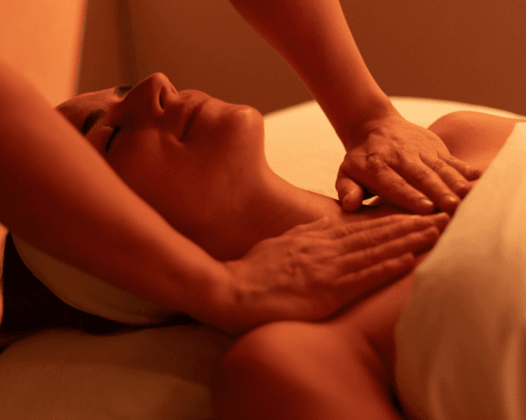 Peeling Químico Facial + Masaje Integral Corporal 90 min