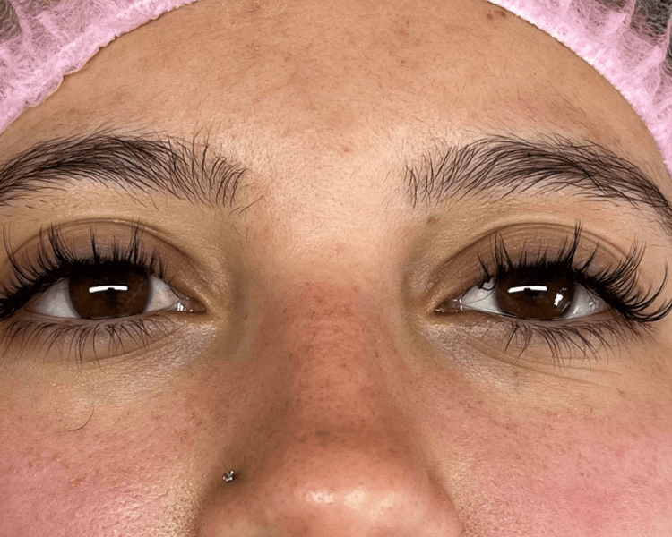 Pestañas Efecto ánime