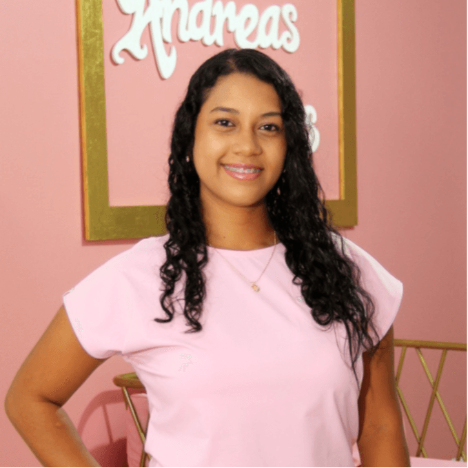 Tatiana Especialista en la Depilación con Cera photo