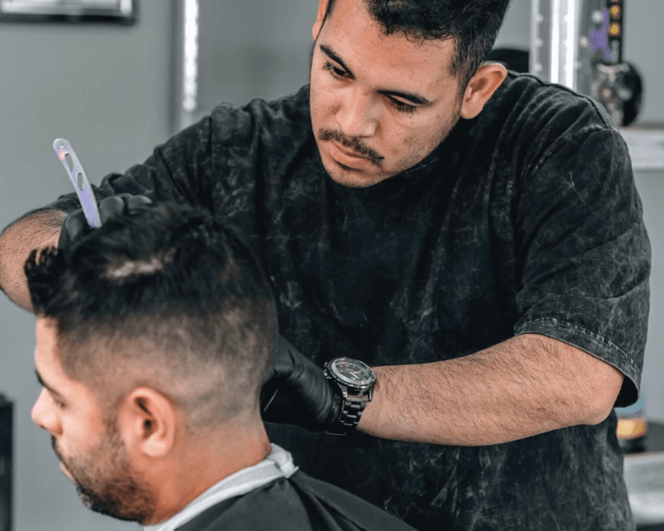 CORTE Y BARBA EJECUTIVO