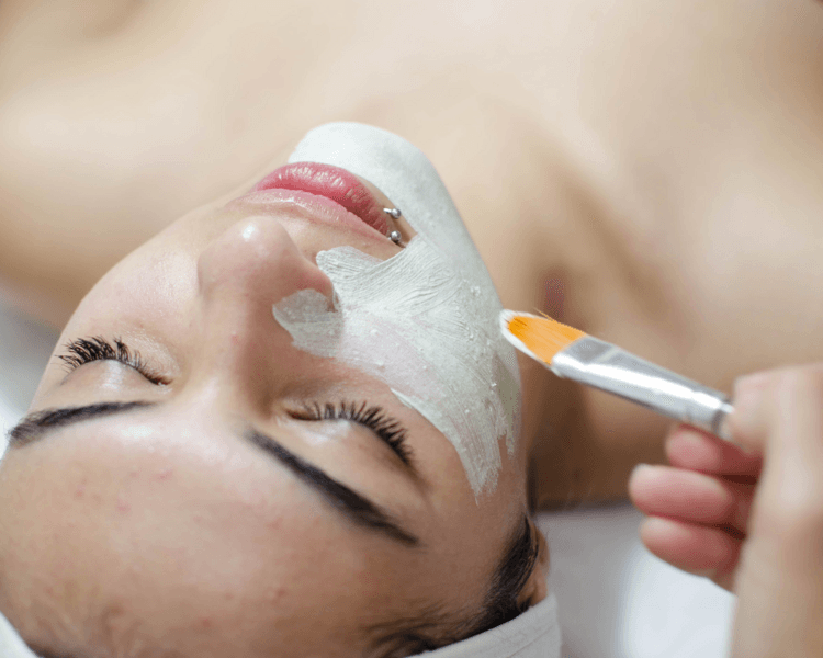 Peeling con Exosomas + Dermapen ( EFECTIVO $64.000)