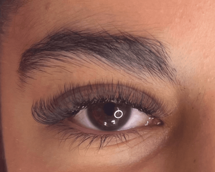 Volumen bajo efecto foxy (tecnológicas 3d)