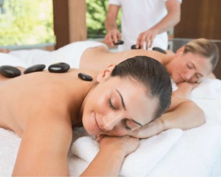 MASAJE RELAJANTE EN PAREJA