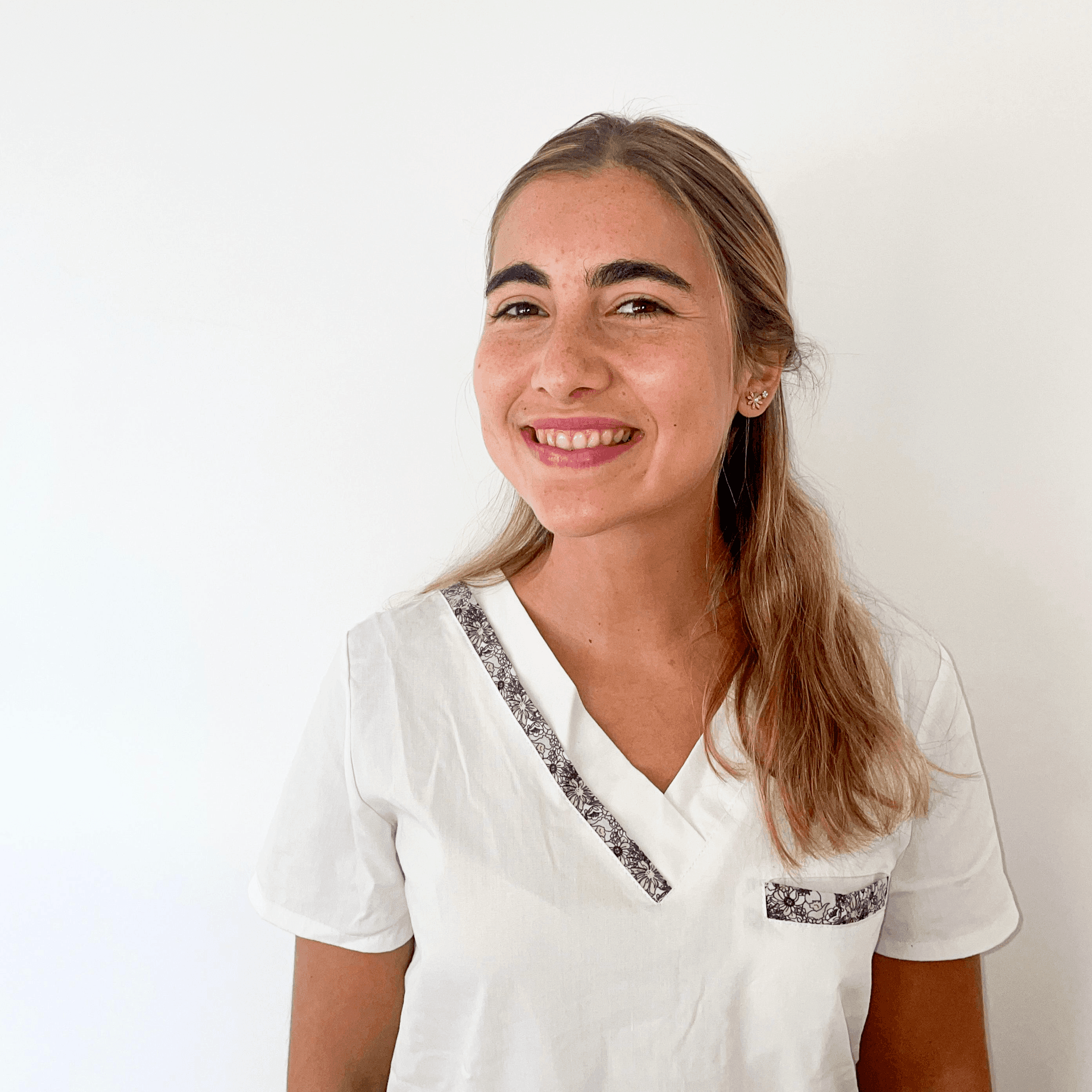 Camila De Torres Curth photo