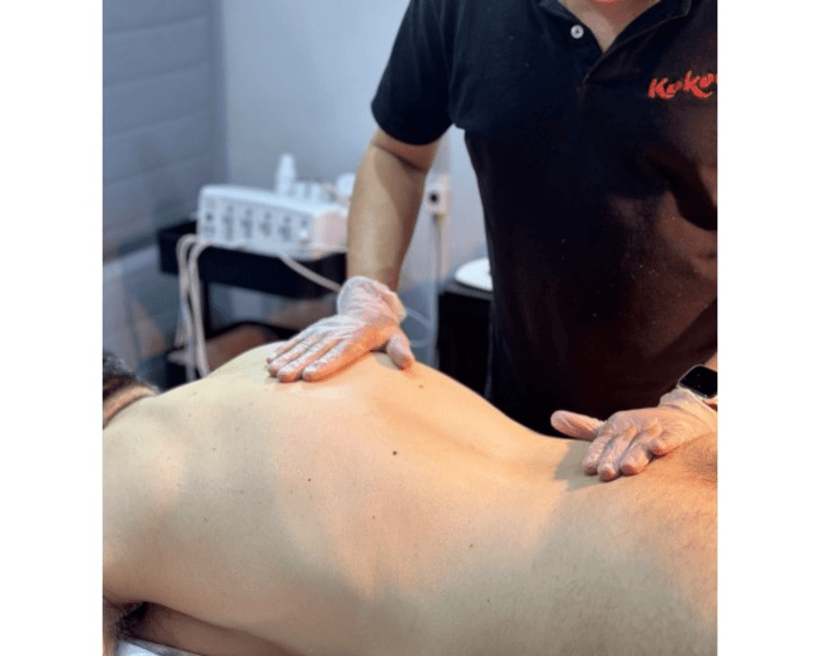 Depilación de espalda completa con cera