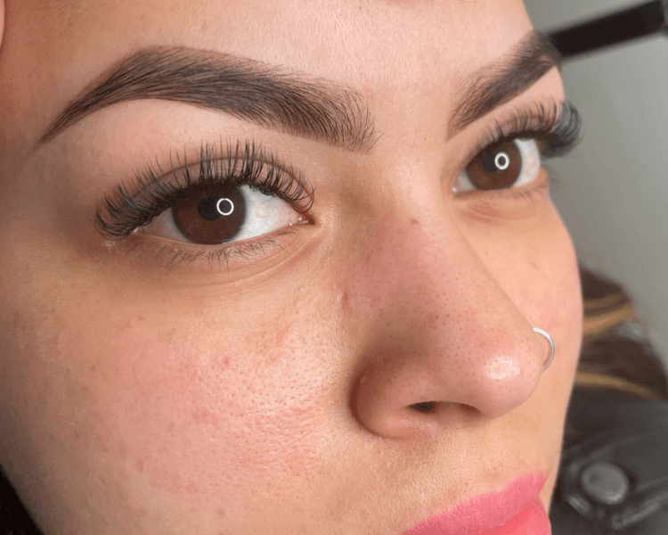 Extensiones de Pestañas: Clásicas