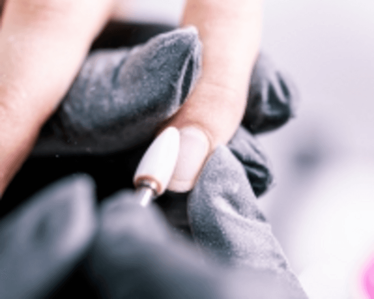 Retiro de esmalte semipermanente