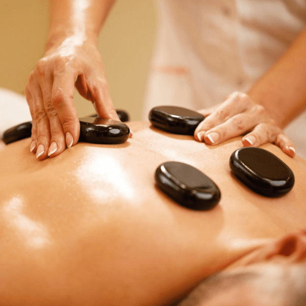 Hot Stone Massage (60 min) / Masaje de Piedras Calientes