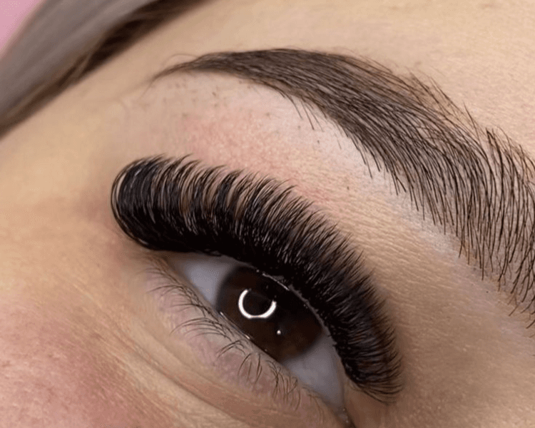 Extensiones de pestañas Volumen